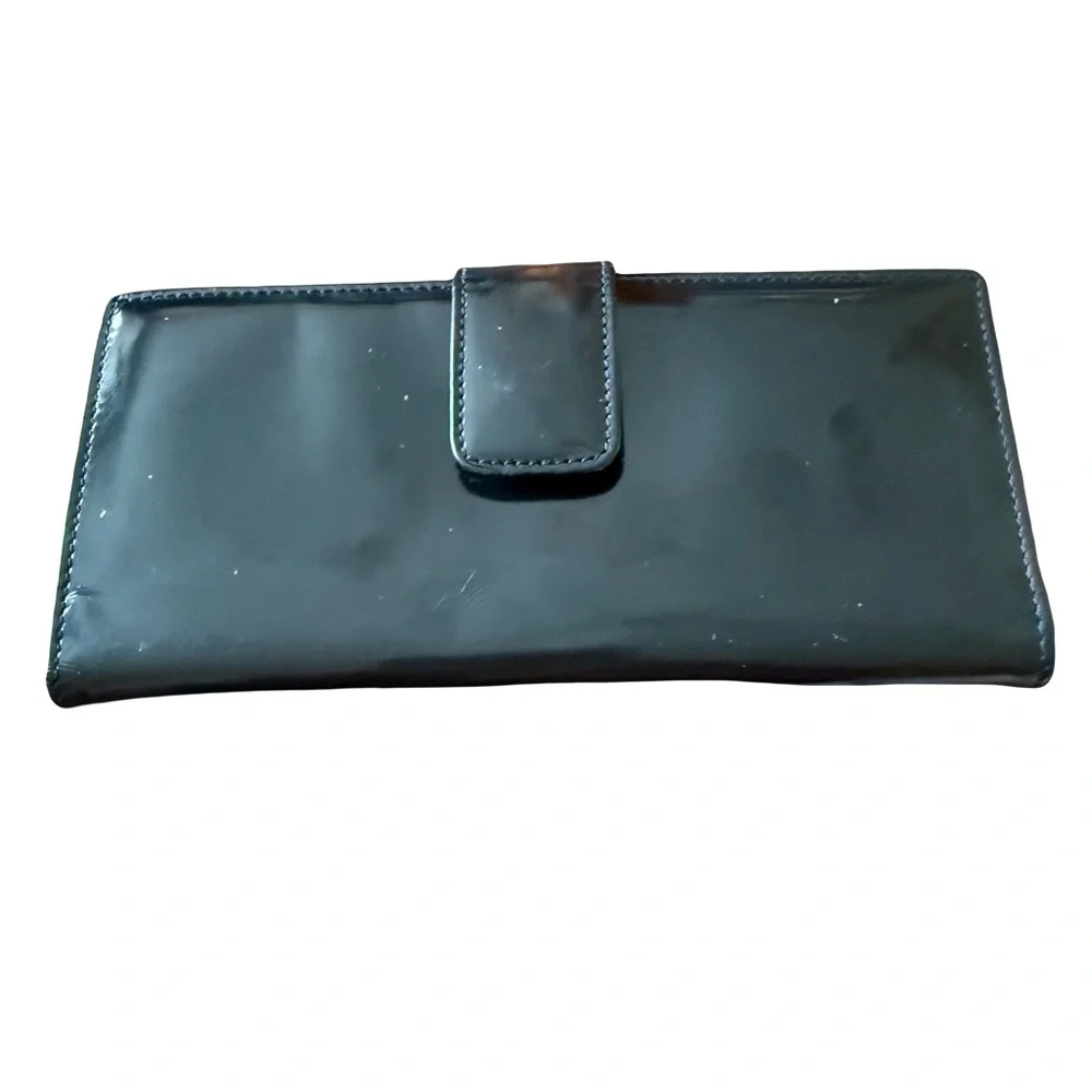 Gucci Black Patent Leather Wallet Authentic